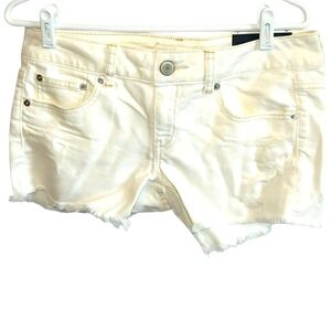 🆕 American Eagle white denim shorts